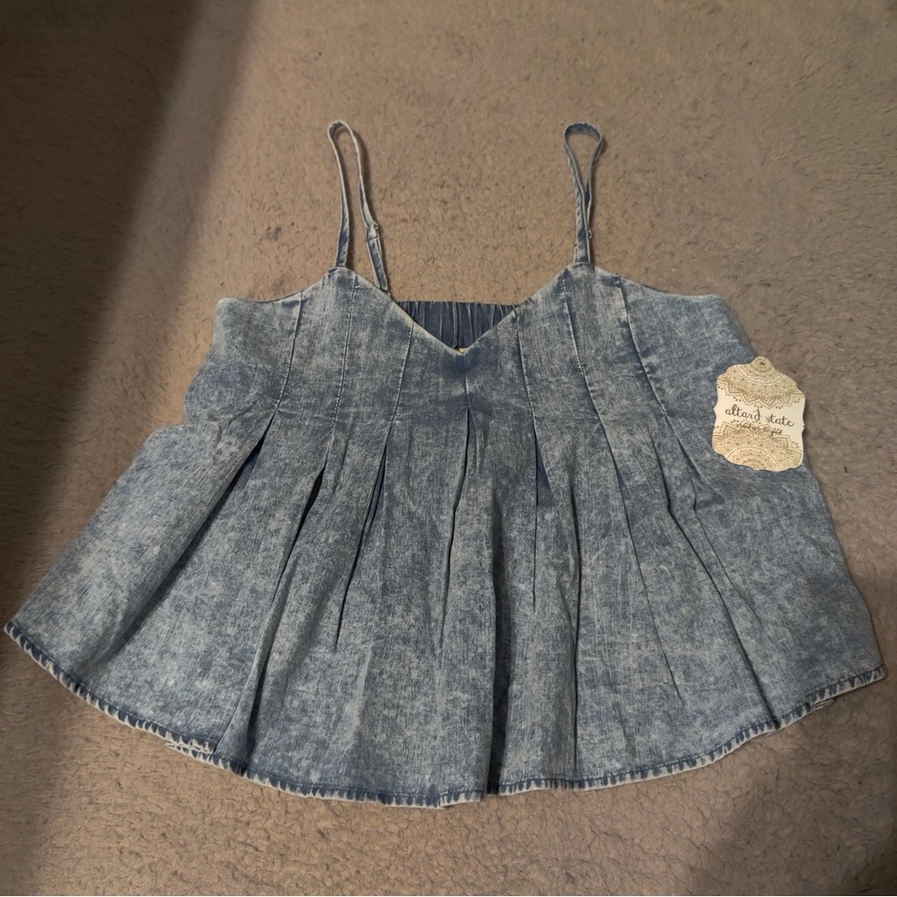 Altar'd State Light Blue Denim Crop Top Pleated Chambray V neck Spaghetti Strap